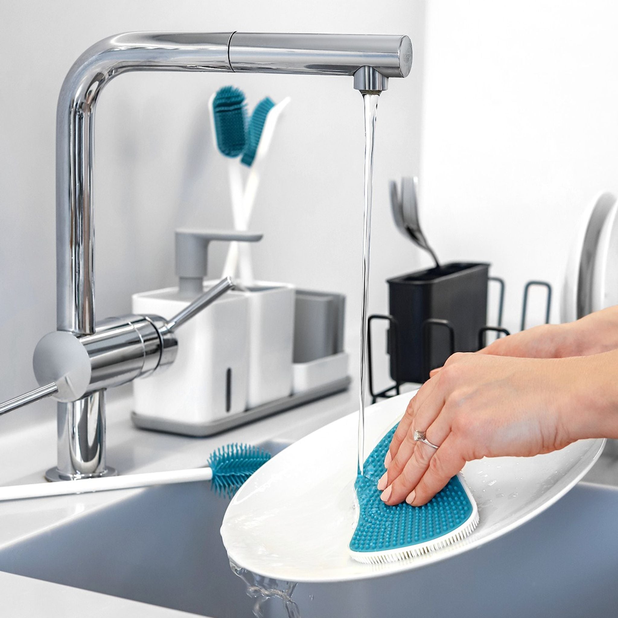 Escova para Louça com Raspador - CLEAN KIT